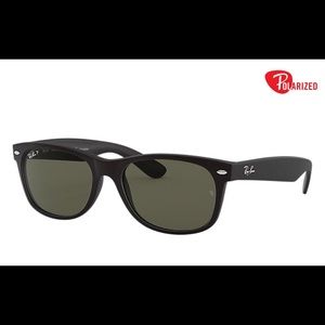 Ray-Ban New Wayfarer Classic polarized sunglasses